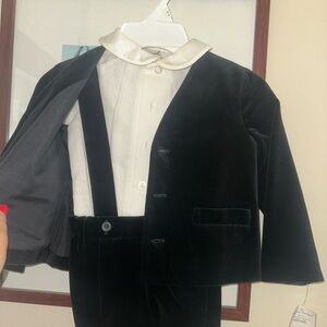 Florence Eiseman boys velvet suit/tux. NWT